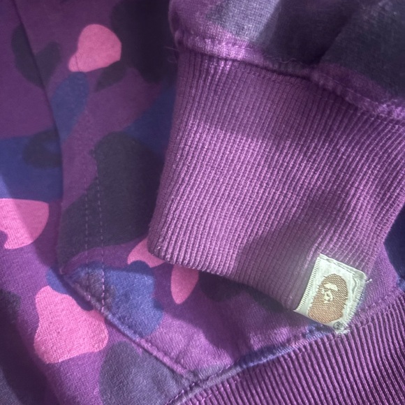 Purple bape hoodie - Picture 3 of 5